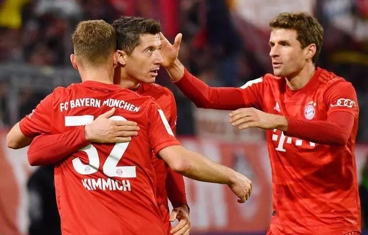 就目前来说世界排名第一的俱乐部是<a href=/mianfeizuqiu/bayern/ target=_blank class=infotextkey>拜仁</a>