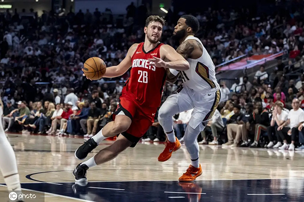 NBA季前赛综述：火箭<a href=/mianfeilanqiu/spurs/ target=_blank class=infotextkey>马刺</a><a href=/mianfeilanqiu/magic/ target=_blank class=infotextkey>魔术</a>领跑 新趋势与球队百态