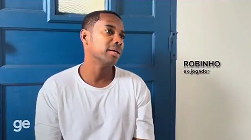 41岁罗比尼奥狱中生活:无特权、无优待,周日踢球成唯一慰藉