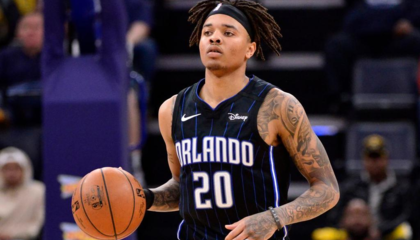 <a href=/mianfeilanqiu/magic/ target=_blank class=infotextkey>魔术</a>官宣两笔签约